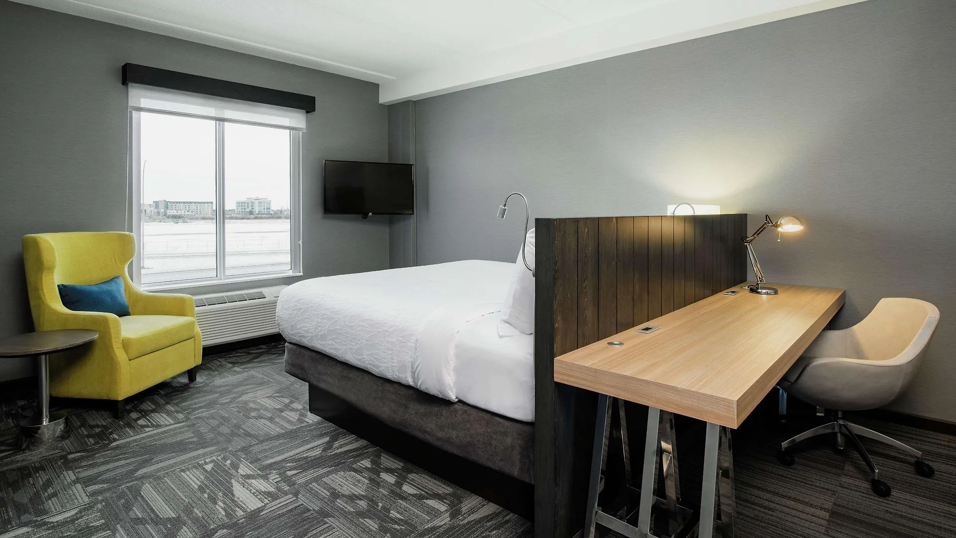 Hilton Garden Inn Winnipeg South 3*,