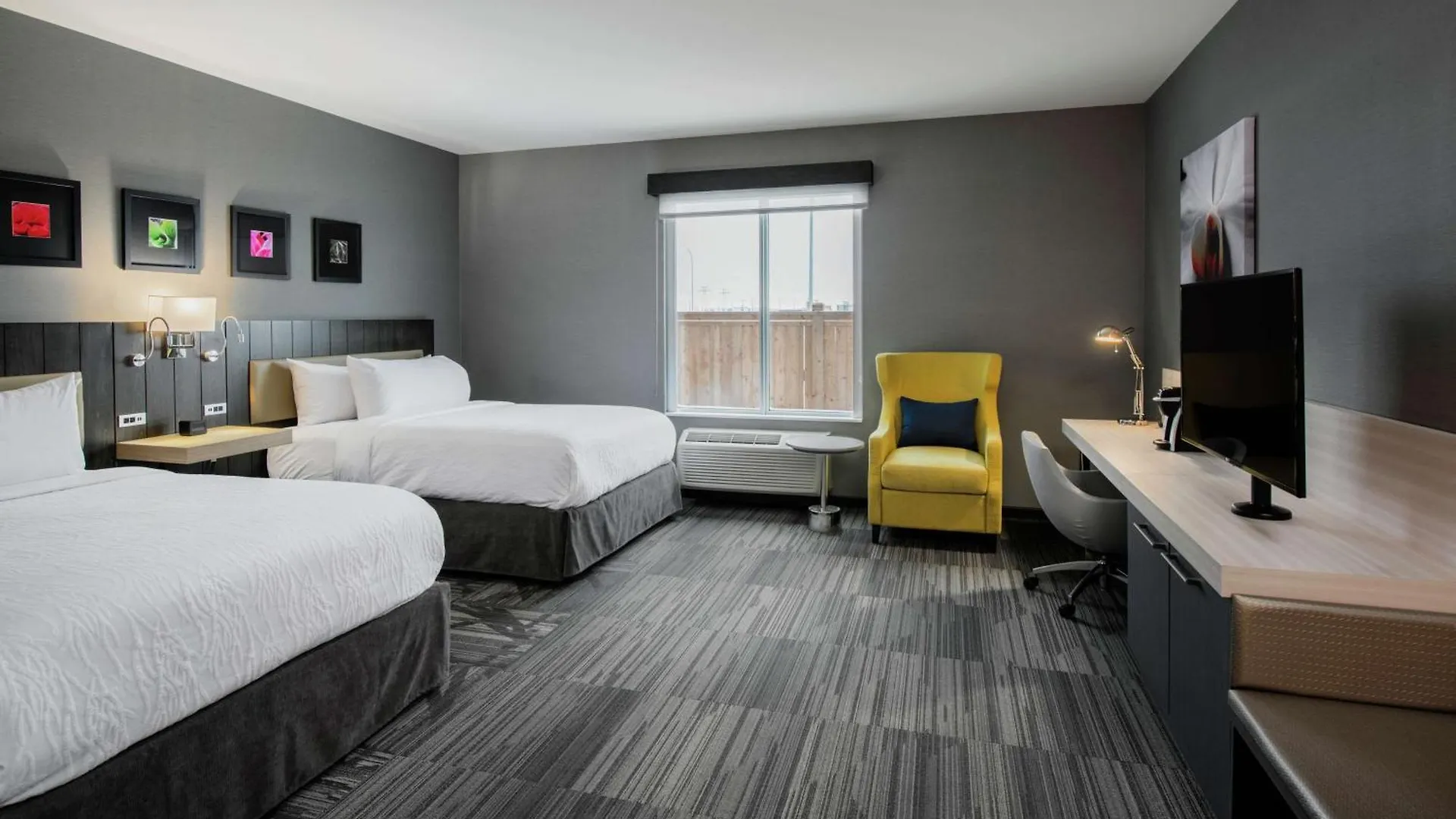 Hilton Garden Inn Winnipeg South Hotel